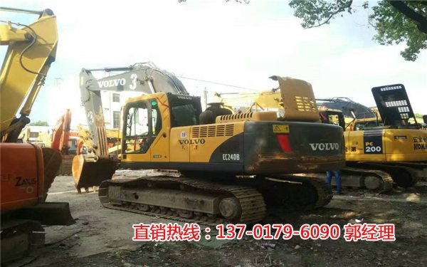 沃尔沃240二手挖掘机