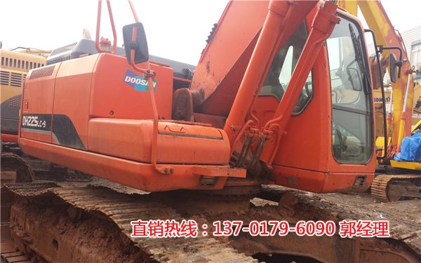 斗山225-9二手挖掘机