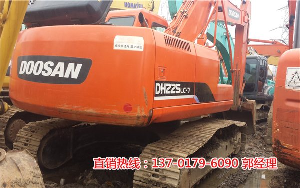 斗山225-7二手挖掘机
