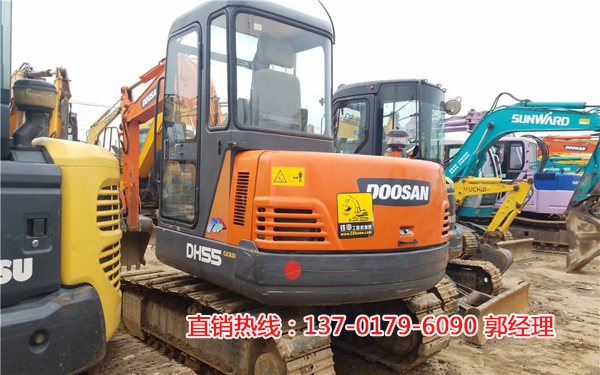 精品斗山55二手挖掘机