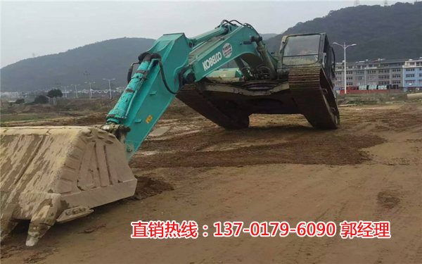 神钢260-8二手挖掘机