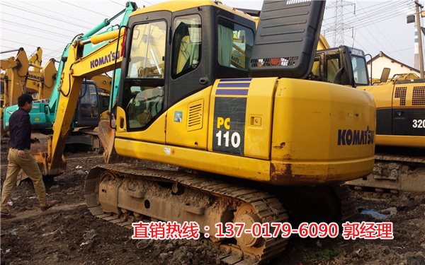 小松110-7二手挖掘机