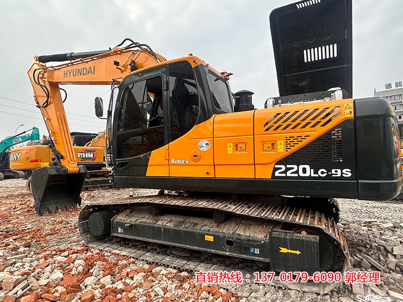 2022年现代HYUNDAI220LC-9S